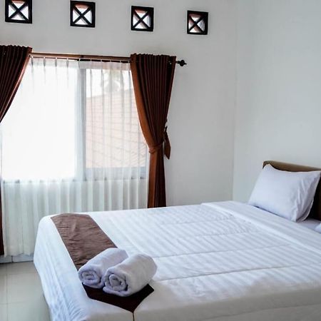 Hotel Pondok Putri Batukaras Exteriér fotografie