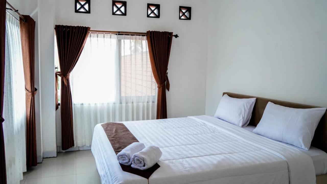 Hotel Pondok Putri Batukaras Exteriér fotografie