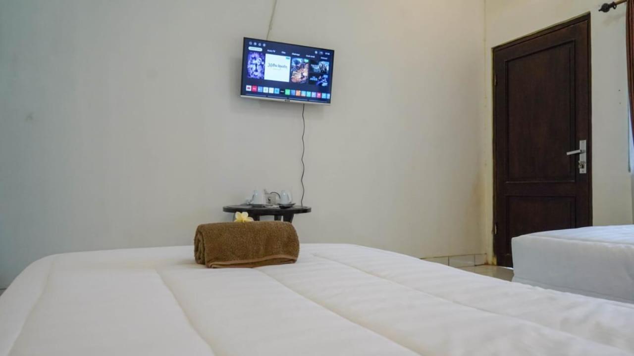 Hotel Pondok Putri Batukaras Exteriér fotografie