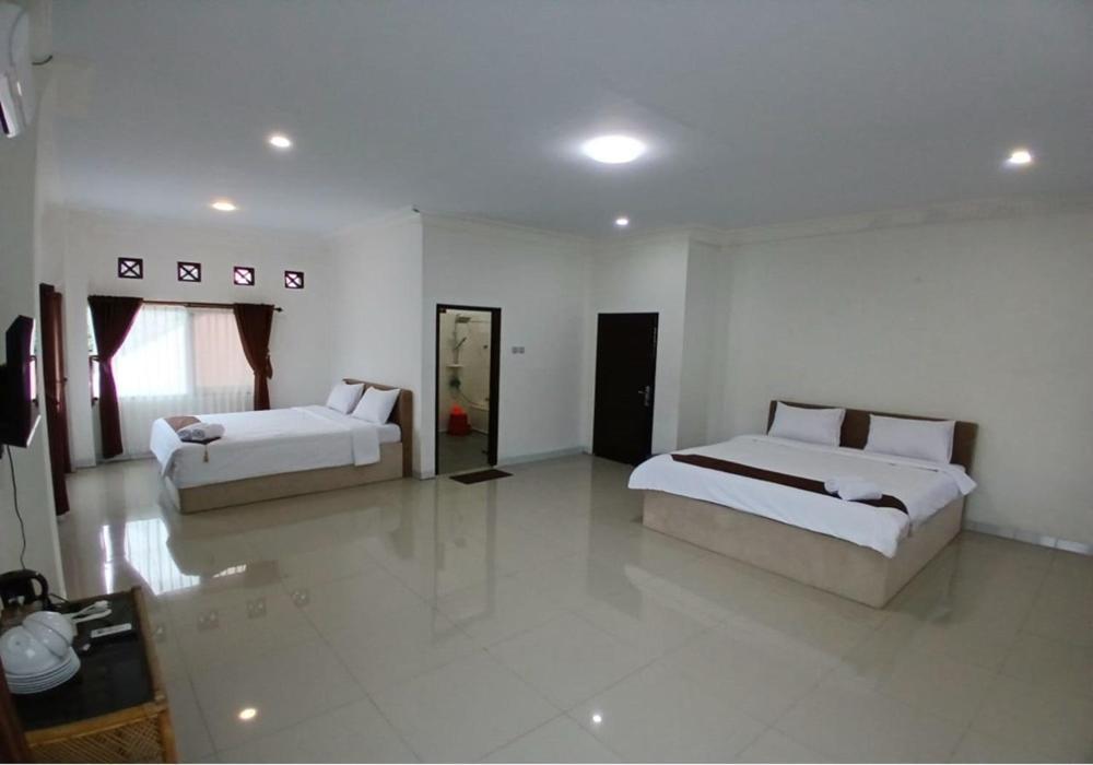 Hotel Pondok Putri Batukaras Pokoj fotografie